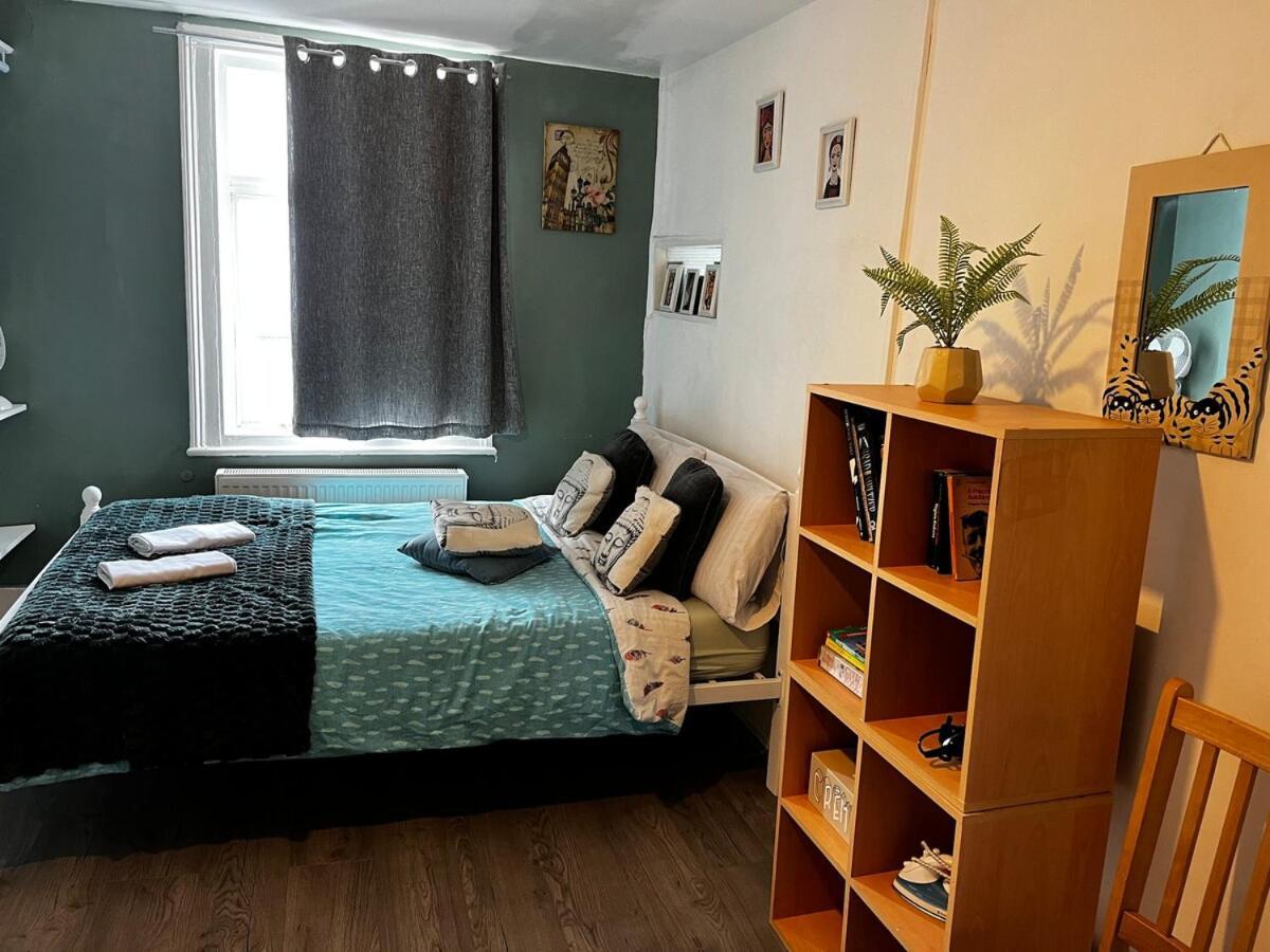 2bedroom Basic And Flat Apartment *